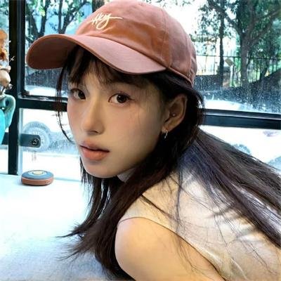 告诉我，我是谁封面